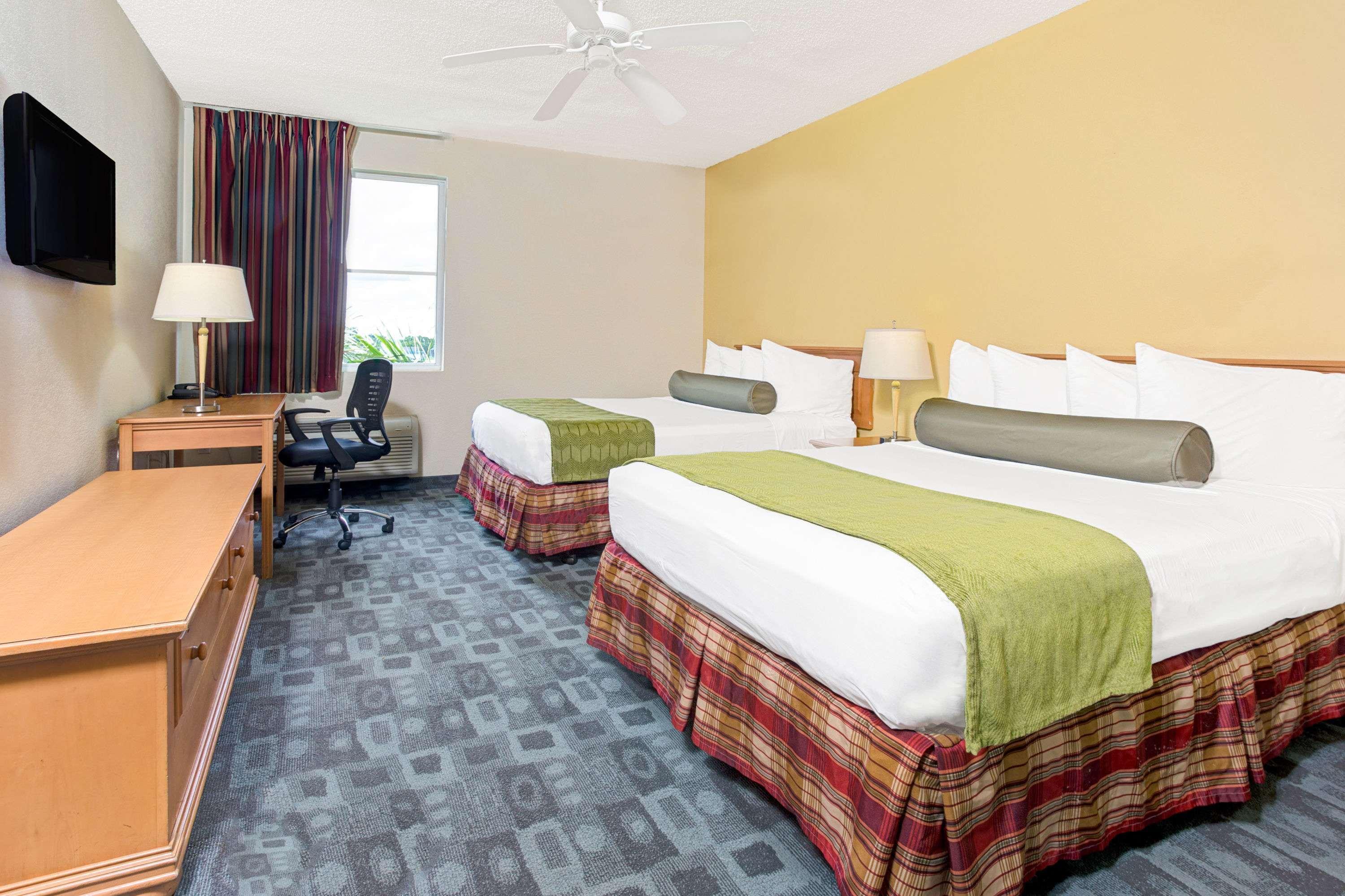 Hotel Spark By Hilton Miami Doral 3*