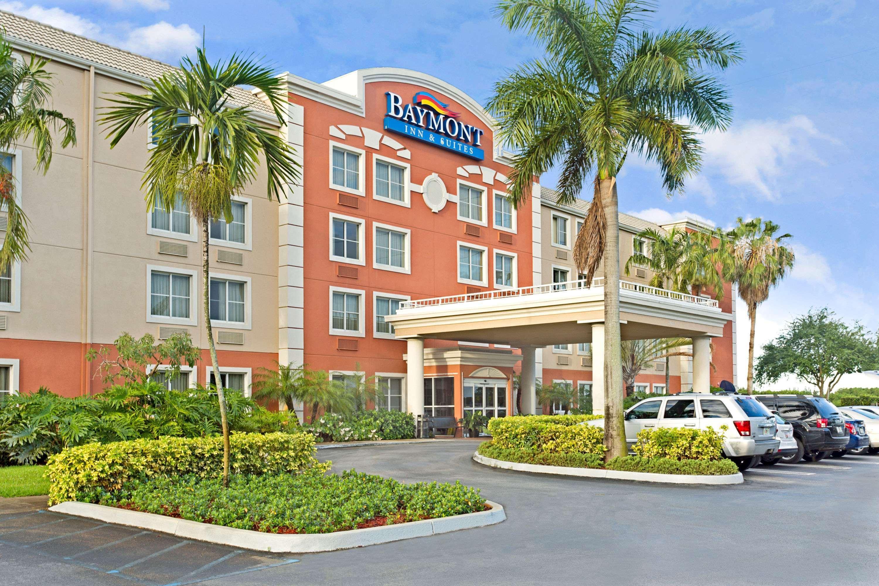 Spark By Hilton Miami Doral 3*