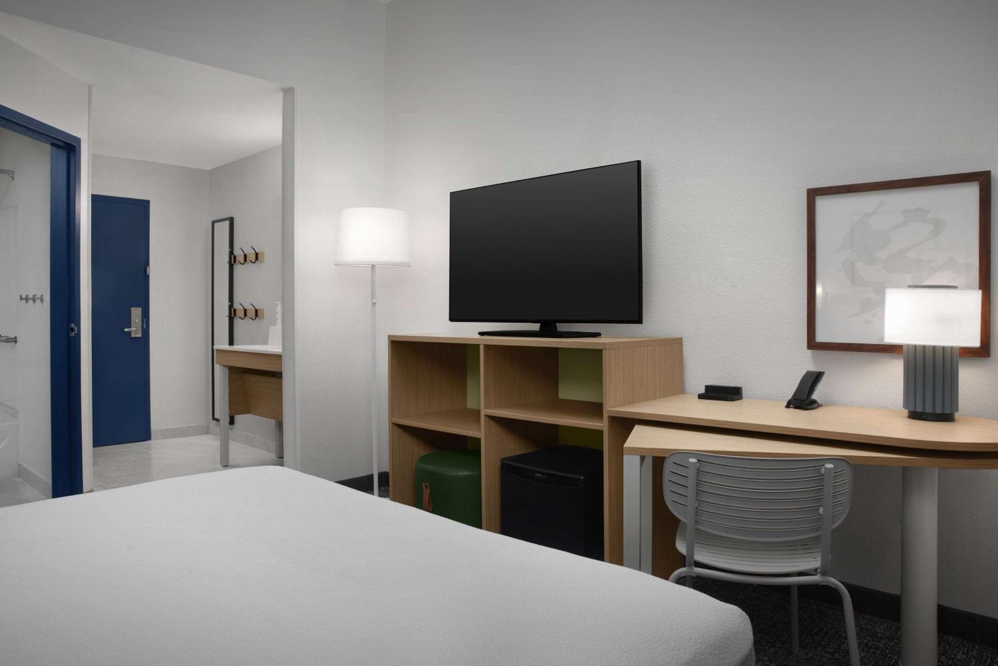 Spark By Hilton Miami Doral Hotel