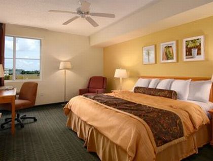 Hotel Spark By Hilton Miami Doral 3*
