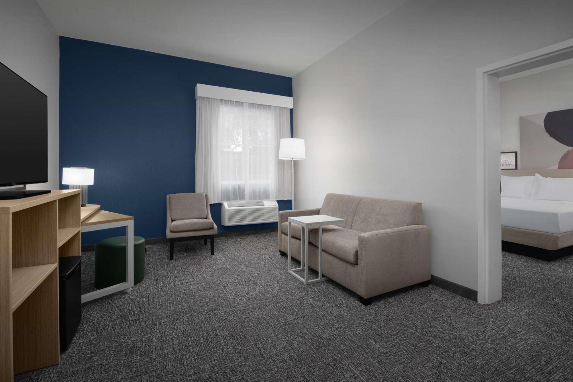Hotel Spark By Hilton Doral Sweetwater